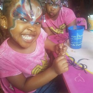 Meet your Posher, Dena